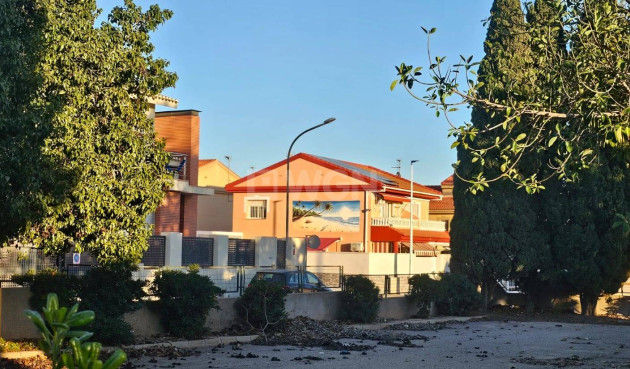 Odsprzedaż - Kamienica - Santiago de la ribera - Playa de santiago de la ribera