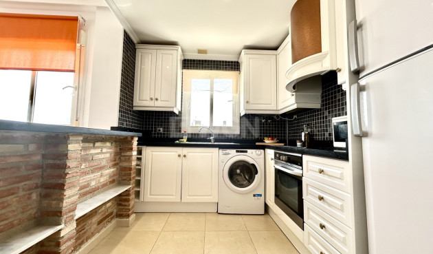 Odsprzedaż - Mieszkanie w bloku - Villamartin - Costa Blanca