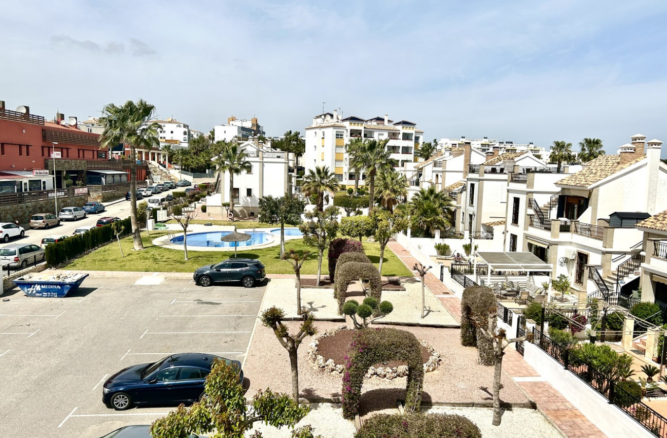 Odsprzedaż - Mieszkanie w bloku - Villamartin - Costa Blanca