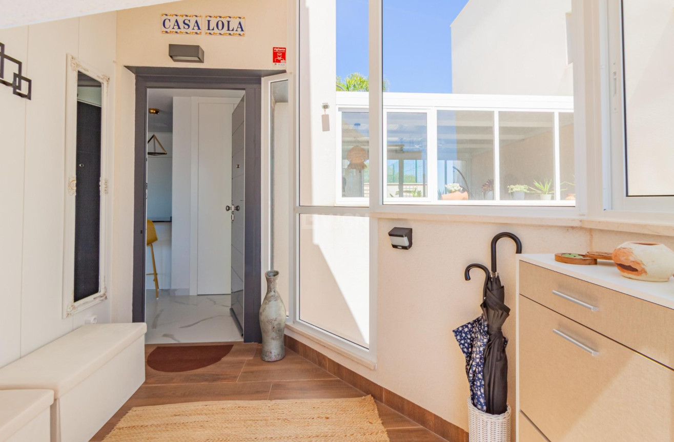 Odsprzedaż - Mieszkanie w bloku - San Miguel de Salinas - Bellavista