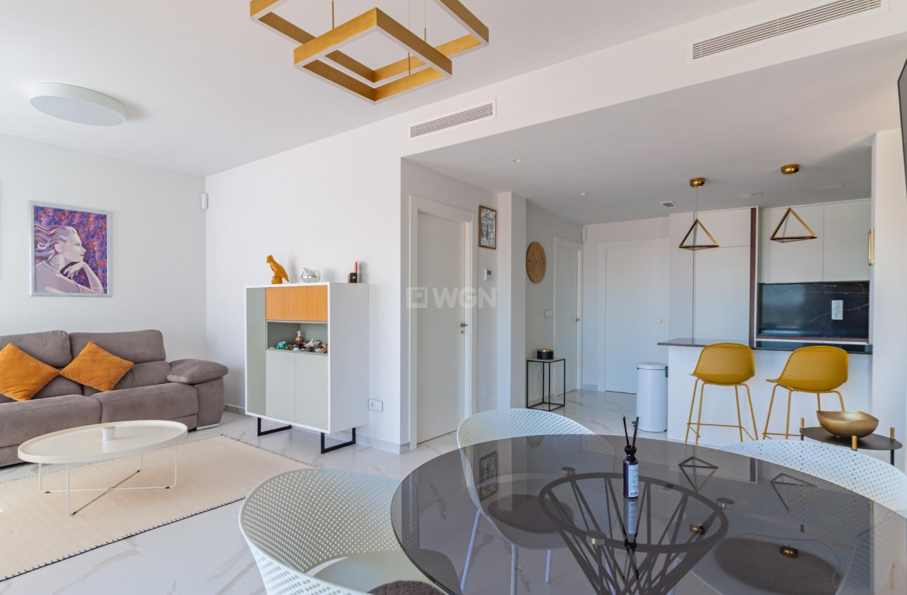 Odsprzedaż - Mieszkanie w bloku - San Miguel de Salinas - Bellavista