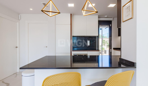 Odsprzedaż - Mieszkanie w bloku - San Miguel de Salinas - Bellavista