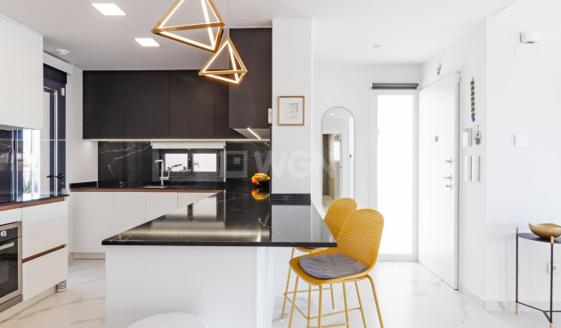 Odsprzedaż - Mieszkanie w bloku - San Miguel de Salinas - Bellavista