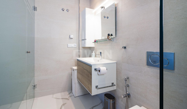 Odsprzedaż - Mieszkanie w bloku - San Miguel de Salinas - Bellavista