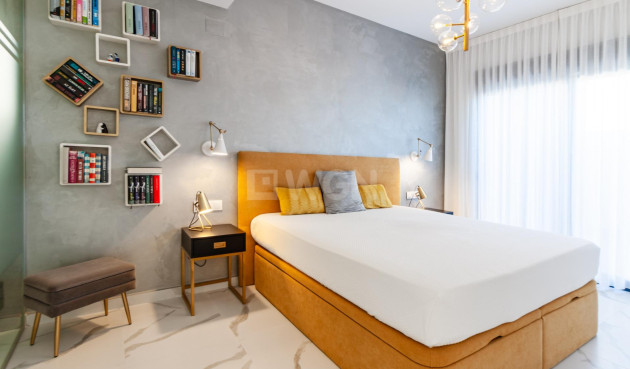 Odsprzedaż - Mieszkanie w bloku - San Miguel de Salinas - Bellavista