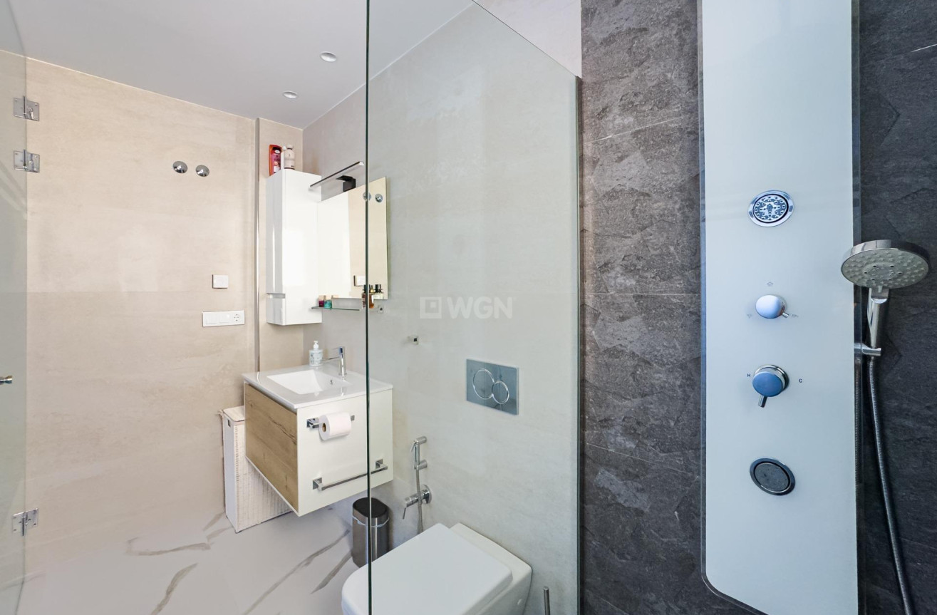 Odsprzedaż - Mieszkanie w bloku - San Miguel de Salinas - Bellavista