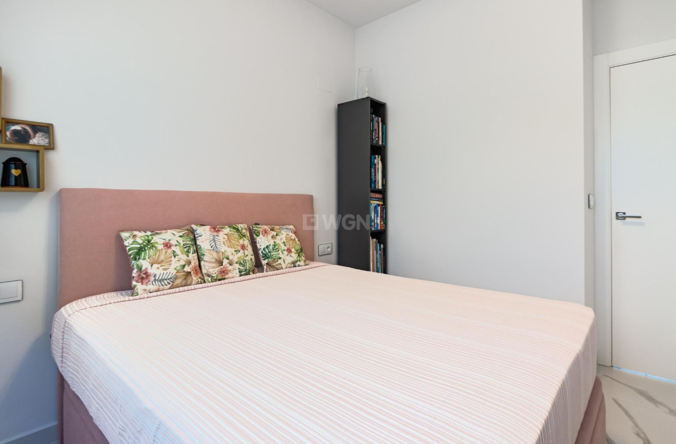 Odsprzedaż - Mieszkanie w bloku - San Miguel de Salinas - Bellavista