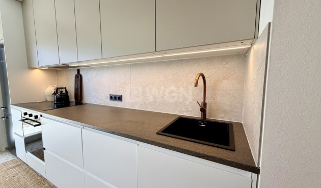 Odsprzedaż - Mieszkanie w bloku - Guardamar del Segura - Costa Blanca