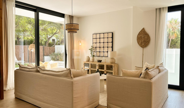 New Build - Townhouse - Málaga - El Limonar