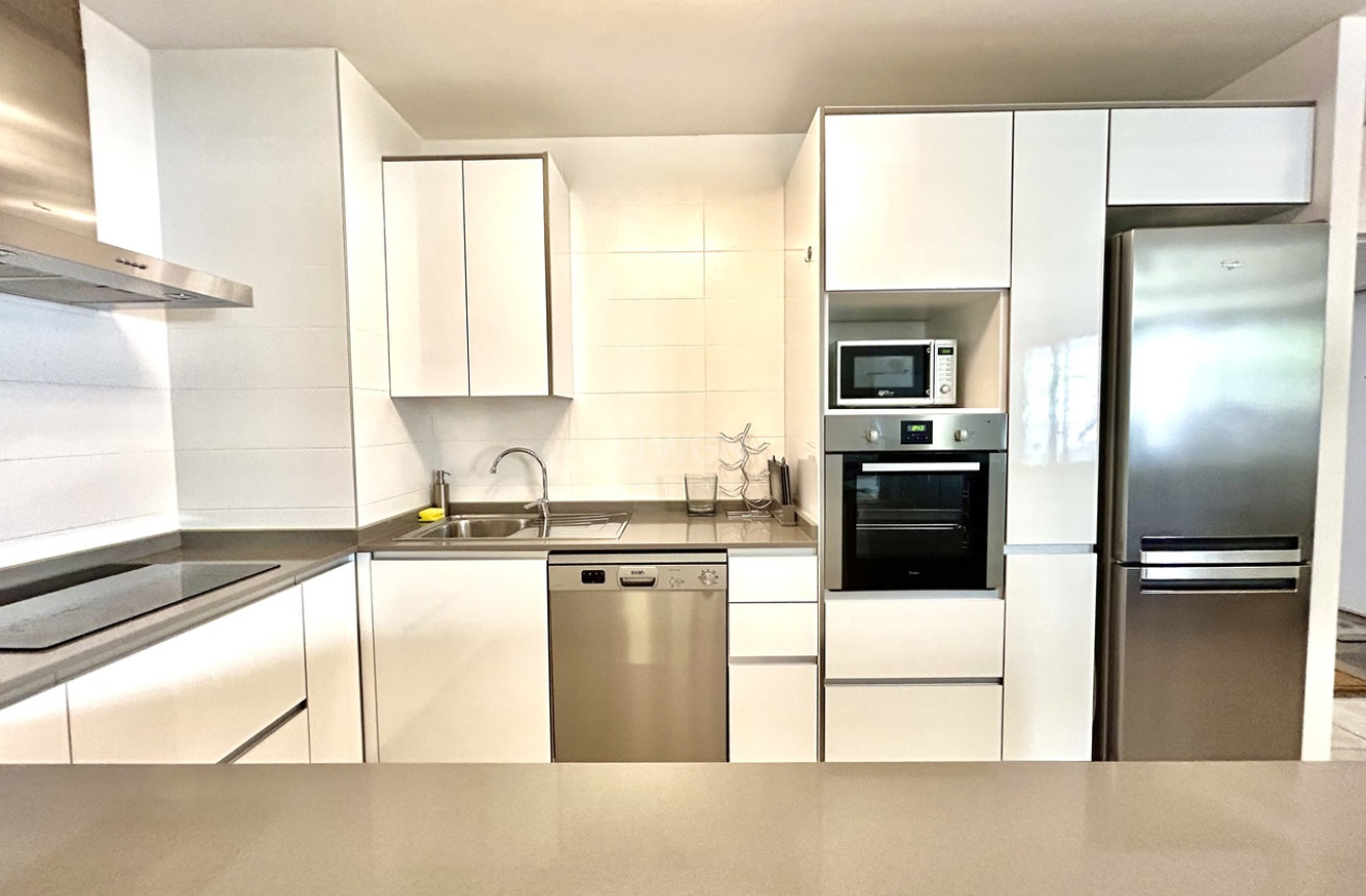 Odsprzedaż - Mieszkanie w bloku - Los Dolses - Inland