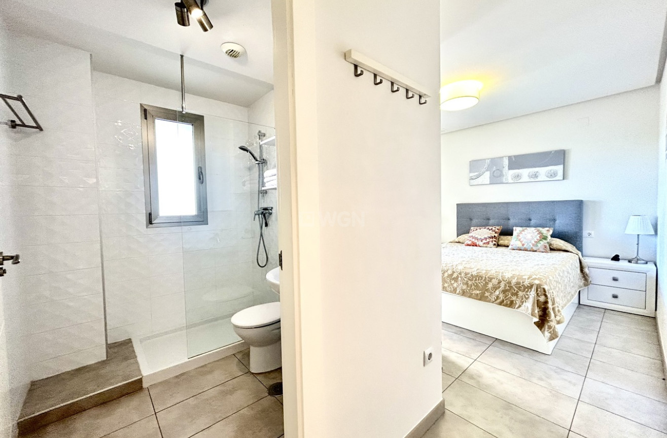 Odsprzedaż - Mieszkanie w bloku - Los Dolses - Inland