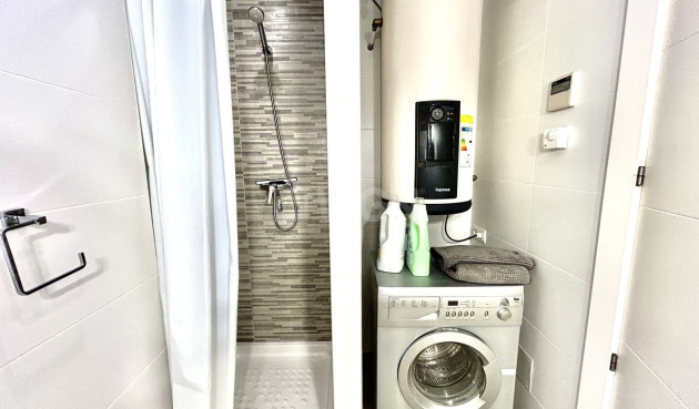 Odsprzedaż - Mieszkanie w bloku - Los Dolses - Inland