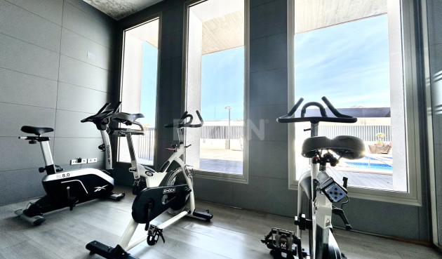 Odsprzedaż - Mieszkanie w bloku - Los Dolses - Inland