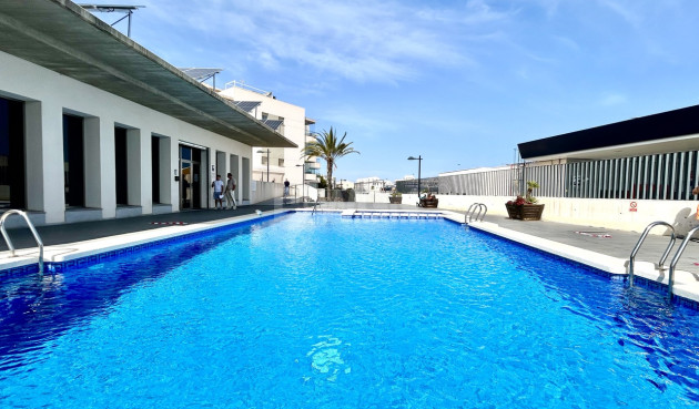 Odsprzedaż - Mieszkanie w bloku - Los Dolses - Inland