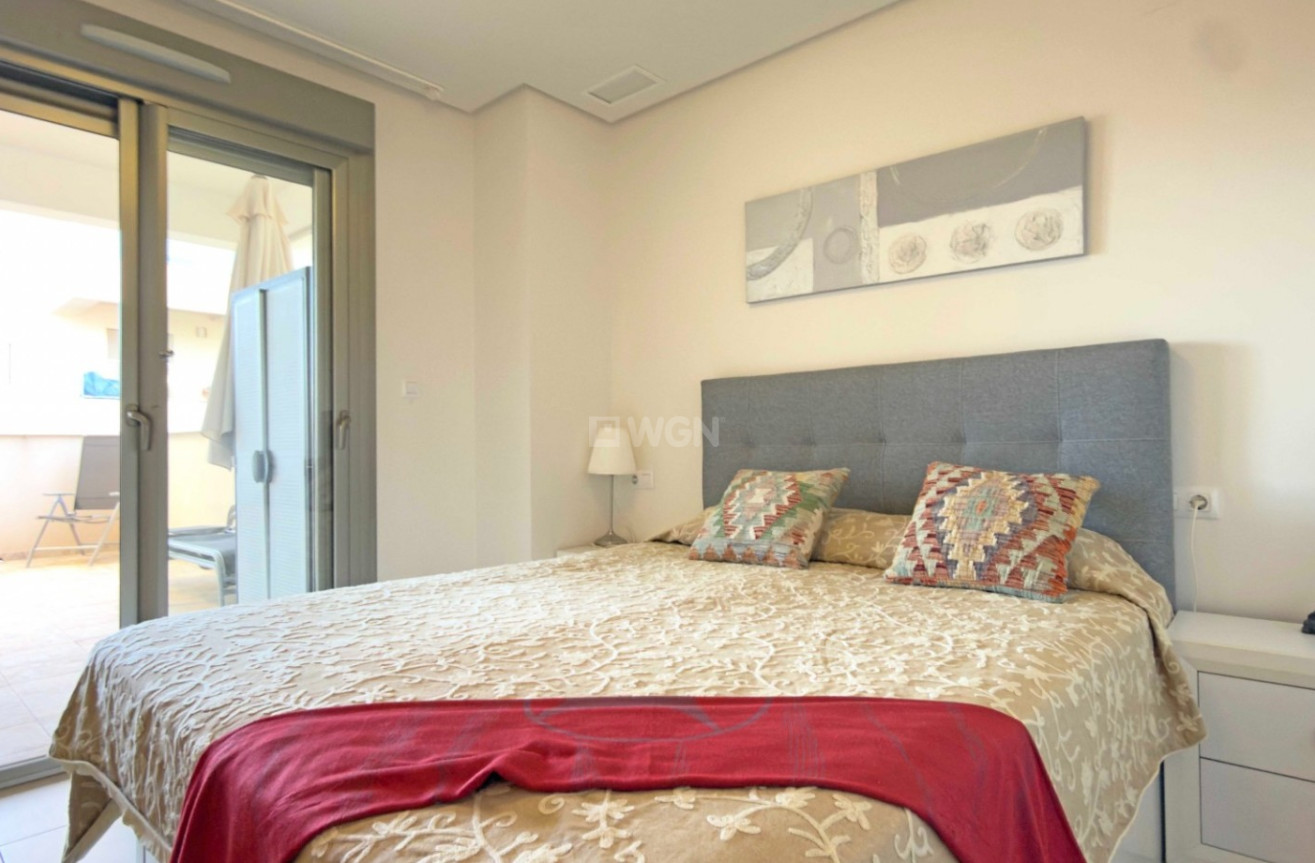 Odsprzedaż - Mieszkanie w bloku - Orihuela Costa - Costa Blanca