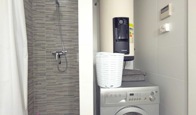 Odsprzedaż - Mieszkanie w bloku - Orihuela Costa - Costa Blanca