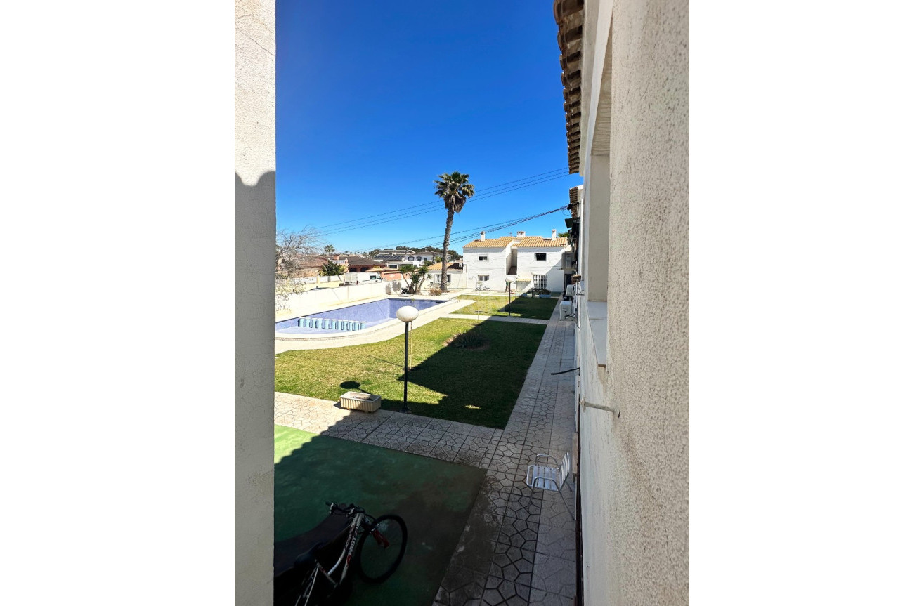 Wiederverkauf - Bungalow - Orihuela Costa - Costa Blanca