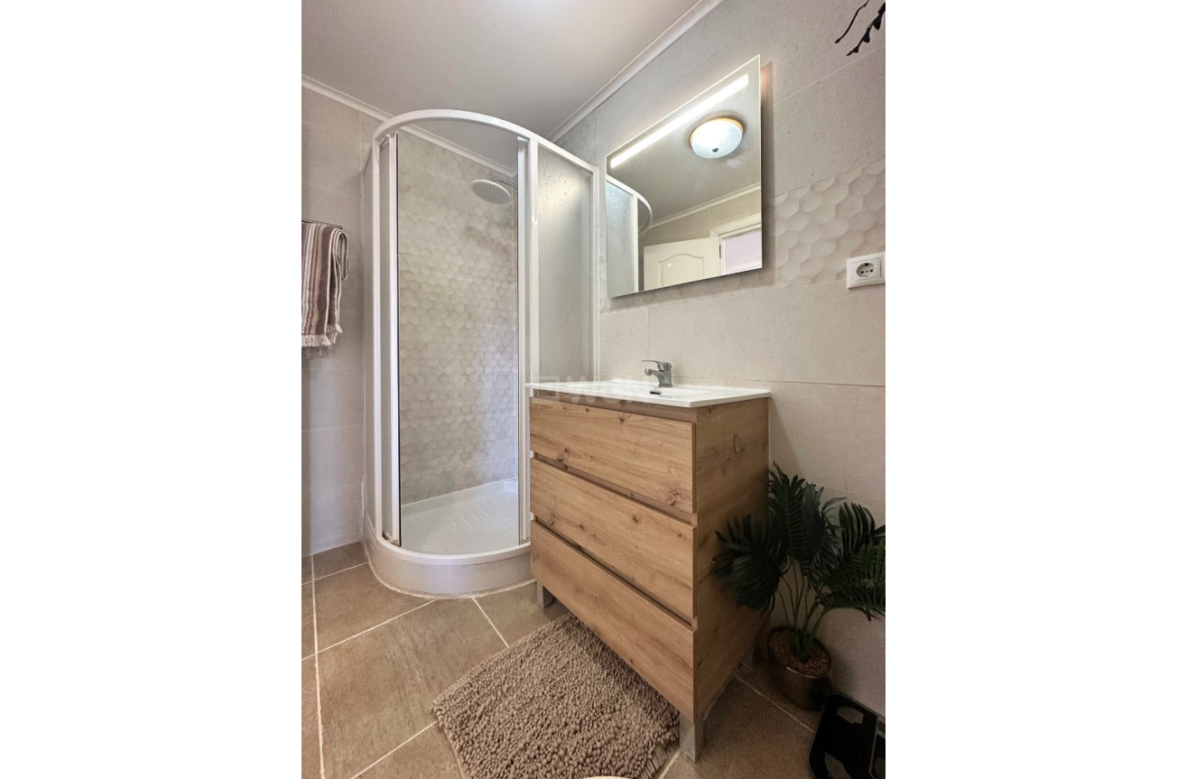 Wiederverkauf - Bungalow - Orihuela Costa - Costa Blanca