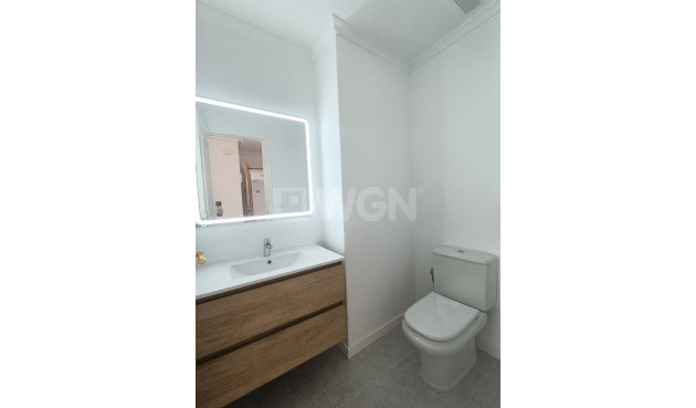 Odsprzedaż - Mieszkanie w bloku - Orihuela Costa - Costa Blanca