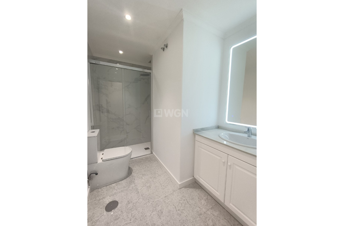 Odsprzedaż - Mieszkanie w bloku - Orihuela Costa - Costa Blanca