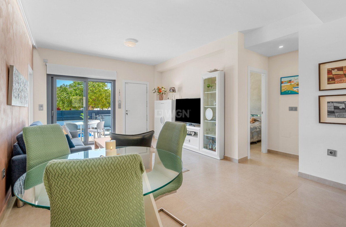 Odsprzedaż - Kamienica - Formentera del Segura - Costa Blanca