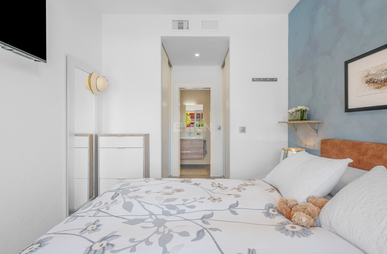 Odsprzedaż - Kamienica - Formentera del Segura - Costa Blanca