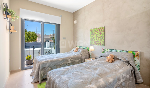 Odsprzedaż - Kamienica - Formentera del Segura - Costa Blanca