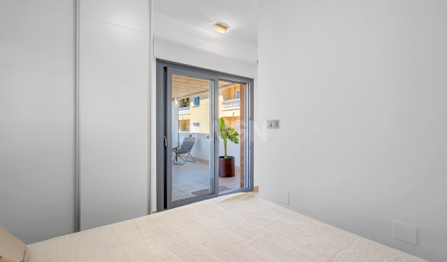 Odsprzedaż - Kamienica - Formentera del Segura - Costa Blanca