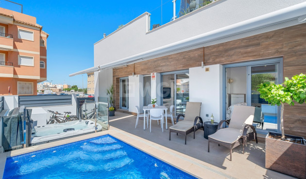 Odsprzedaż - Kamienica - Formentera del Segura - Costa Blanca