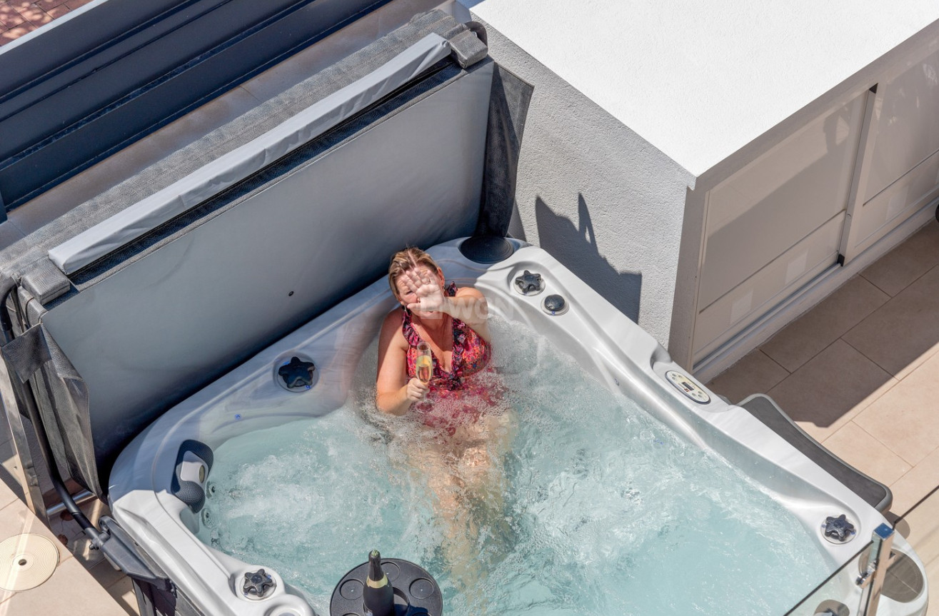 Odsprzedaż - Kamienica - Formentera del Segura - Costa Blanca