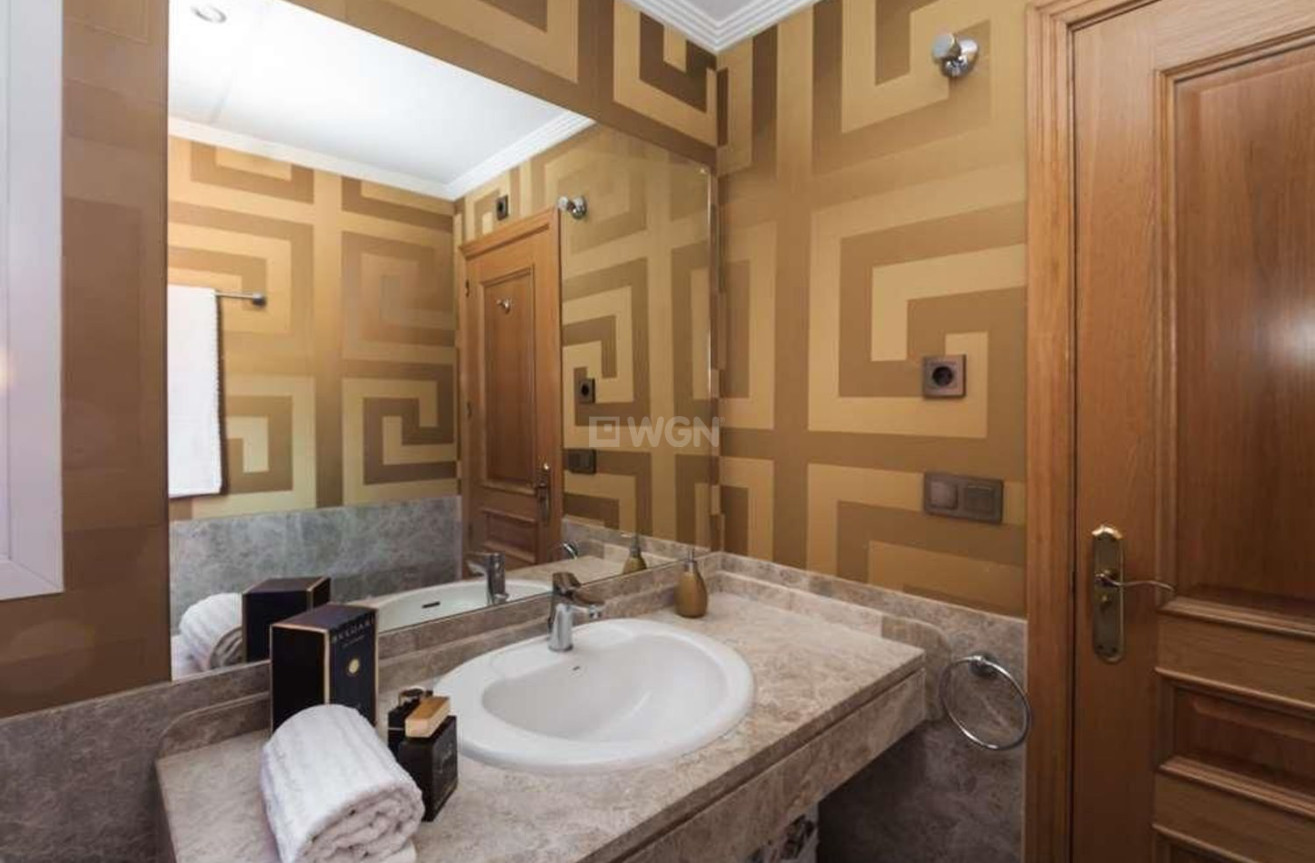 Odsprzedaż - Villa - Marbella - Santa Clara