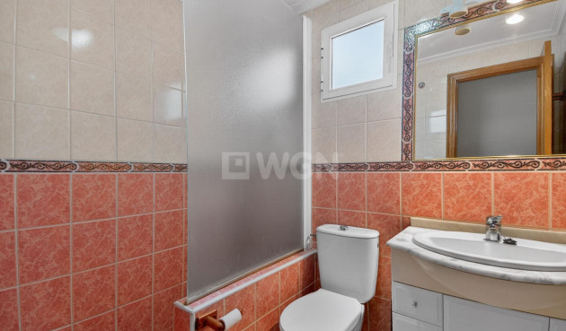 Odsprzedaż - Mieszkanie w bloku - Torrevieja - PARQUE DE LAS NACIONES