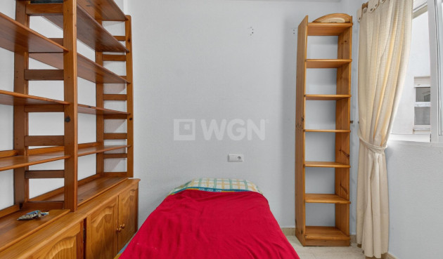 Odsprzedaż - Mieszkanie w bloku - Torrevieja - PARQUE DE LAS NACIONES