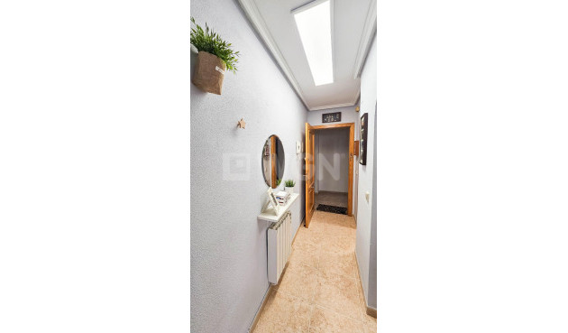 Reventa - Apartamento / piso - Torrevieja - Centro