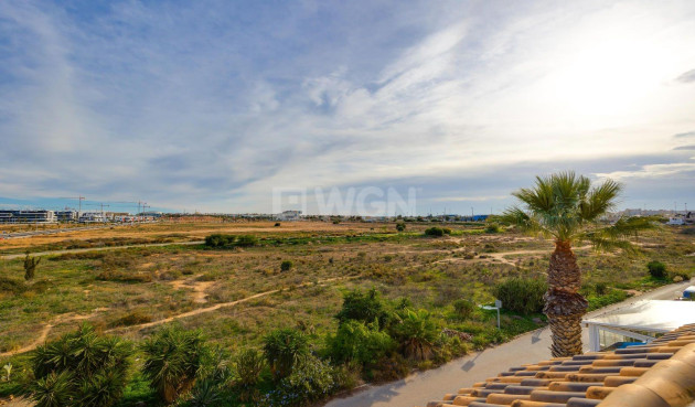 Odsprzedaż - Bungalow - Torrevieja - La Siesta - El Salado - Torreta