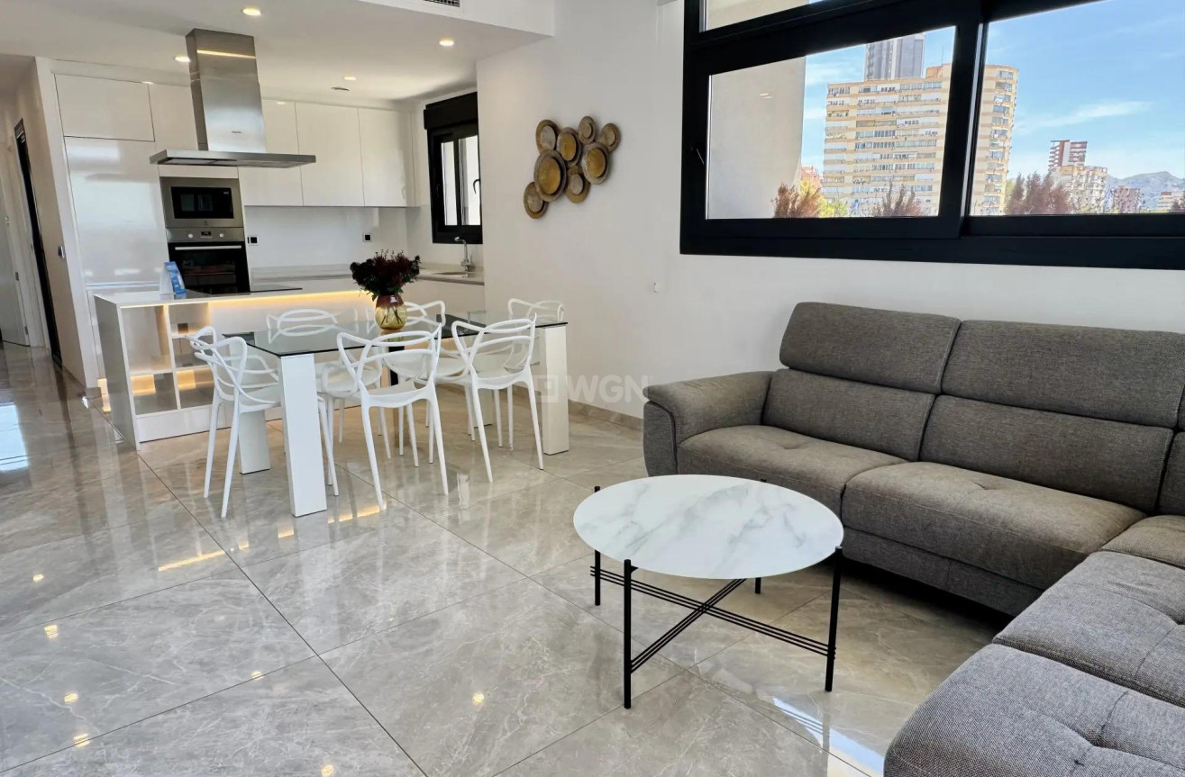 Odsprzedaż - Mieszkanie w bloku - Benidorm - Playa de Poniente