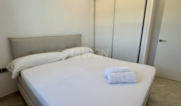 Odsprzedaż - Mieszkanie w bloku - Benidorm - Playa de Poniente