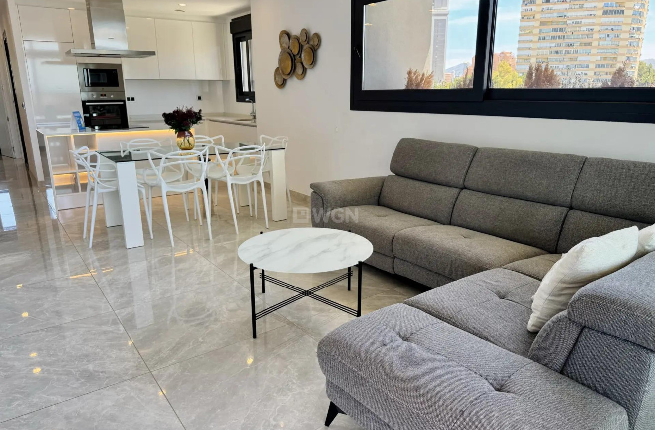 Odsprzedaż - Mieszkanie w bloku - Benidorm - Playa de Poniente