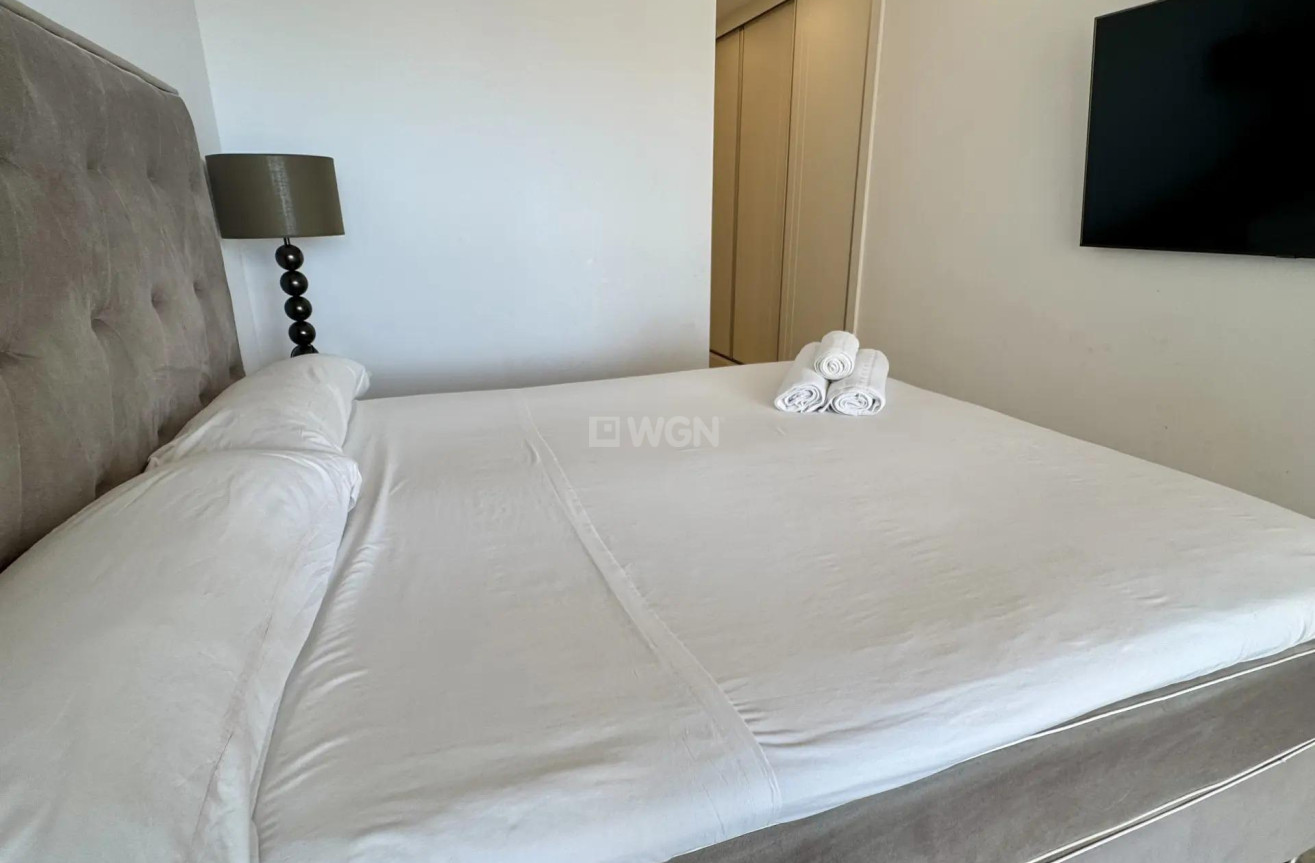 Odsprzedaż - Mieszkanie w bloku - Benidorm - Playa de Poniente