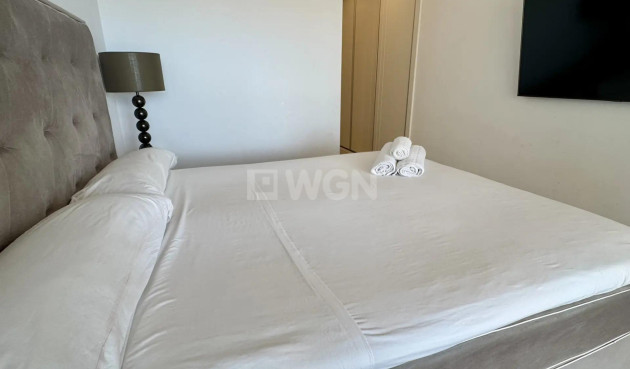 Odsprzedaż - Mieszkanie w bloku - Benidorm - Playa de Poniente