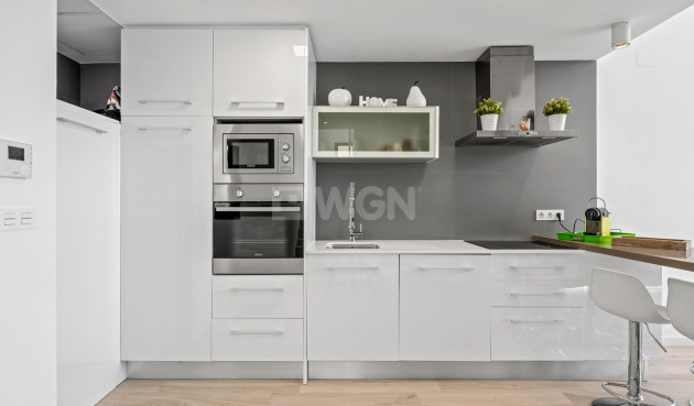 Odsprzedaż - Villa - Orihuela Costa - Cabo Roig