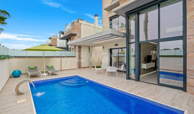 Odsprzedaż - Villa - Orihuela Costa - Cabo Roig