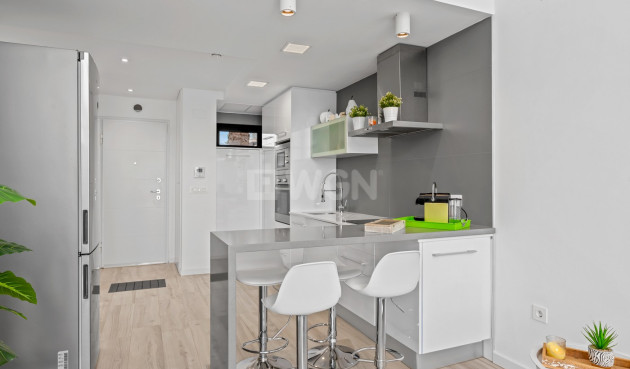 Odsprzedaż - Villa - Orihuela Costa - Cabo Roig