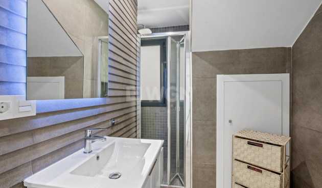 Odsprzedaż - Villa - Orihuela Costa - Cabo Roig