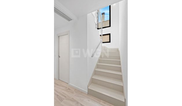 Odsprzedaż - Villa - Orihuela Costa - Cabo Roig