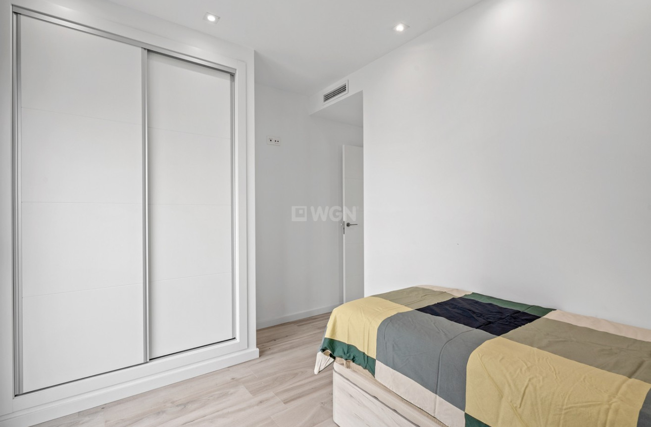 Odsprzedaż - Villa - Orihuela Costa - Cabo Roig