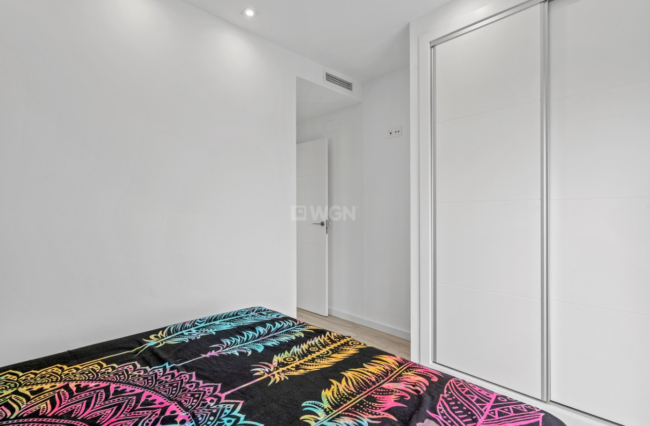 Odsprzedaż - Villa - Orihuela Costa - Cabo Roig