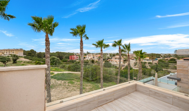 Odsprzedaż - Villa - Orihuela Costa - Cabo Roig