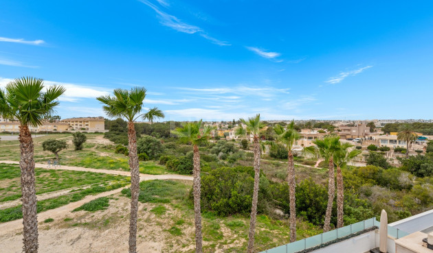 Odsprzedaż - Villa - Orihuela Costa - Cabo Roig