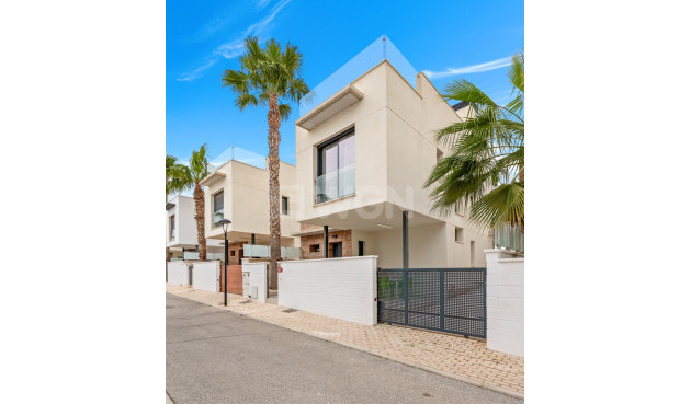 Odsprzedaż - Villa - Orihuela Costa - Cabo Roig